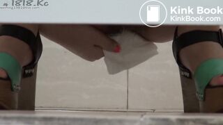 Chinese girl poop 4 (uncensored)