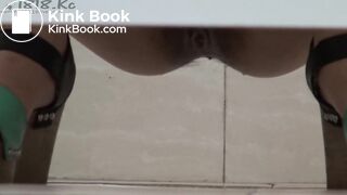 Chinese girl poop 4 (uncensored)