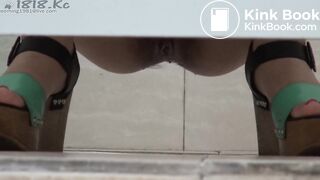 Chinese girl poop 4 (uncensored)