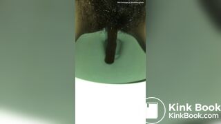 Latin girl takes a long poop