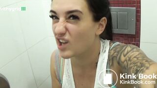 Public shitting - video 4