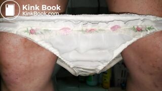 Let take off this lovely yellow pure panty to see the shit filled inside!!