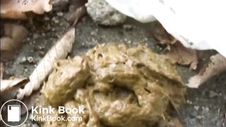 japanese outdoor pooping - video 5