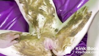 fingered the shit out of her asshole and smeared it on her dream body