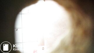 Women pooping - video 5