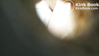 Women pooping - video 5