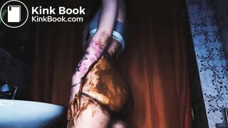 gorgeous and sexy Russian woman pooping