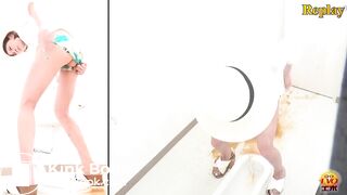 Japanese blonde have watery shits