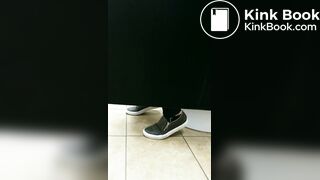 Girl pooping - video 126