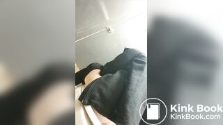 Girl pooping - video 126