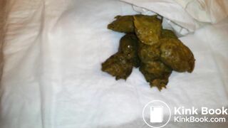 Ebony Pushing Out The Shit