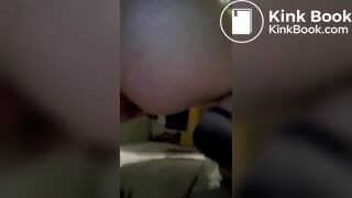 Scatlady shits and eat