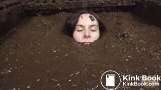 Aiyana loves submerging in cowshit - full scat bath