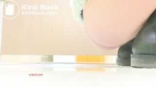 girl poop in toilet - video 11
