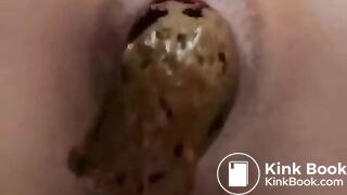 Quick poop - video 17