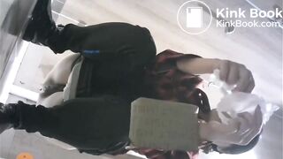 Diarrhea in the toilet06