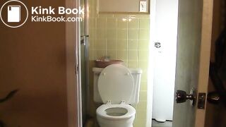 Hot girl pooping on toilet 33
