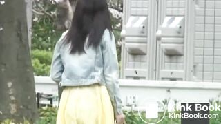 japanese outdoor pooping - video 4