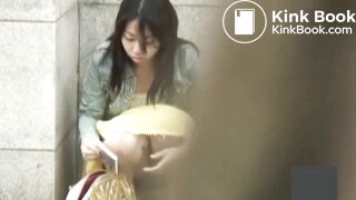 japanese outdoor pooping - video 4