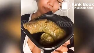 Seasoned steamed broccoli with extra cheese