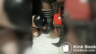 Chinese toilet slave - video 5