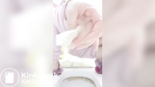 中国女生大便 - video 11