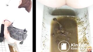 Girl shitting - video 26