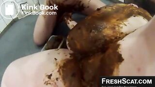 Bbw enjoys scat