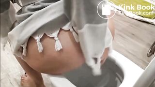 Woman pooping on toilet - video 9