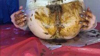 sexy Russian woman poops and pees - video 3