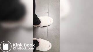 Silent plops in the big stall