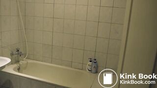 Taiwan girl smelly shit