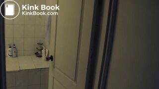 Taiwan girl smelly shit