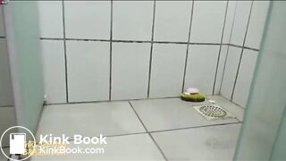 LDOM EAT DIRT OF THE FLOOR