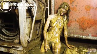 Maria Anjel Orgasm in the milking room