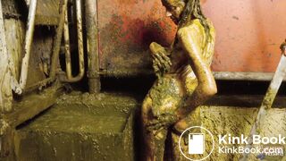 Maria Anjel Orgasm in the milking room