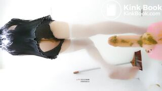 chinese girl pooping scat - video 11