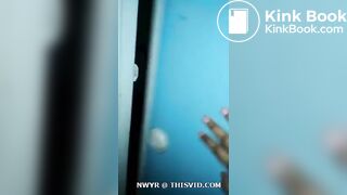 Rekam temen cewek lagi berak