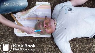 girls caught a man on the beach and pooped in his mouth