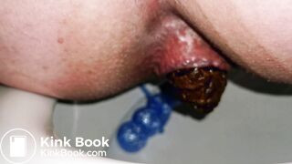 Moaning while pooping hard