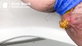 Me poop while didn't take off my panty
