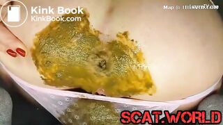 Scat Teen - Bulge of shit in her panties