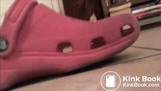 the little man was smeared with the shit from her big ass