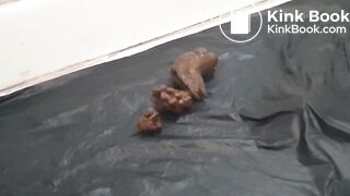 Shitting off side the tub