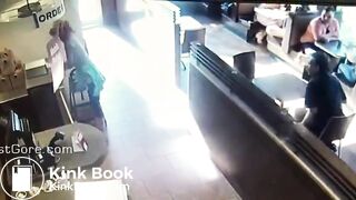 Irate Woman Shits on Restaurant Floor, Throws Feces at Worker.mp4