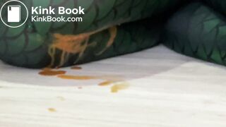 pooping in leather leggings