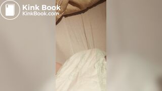 Babygirl loading her nappy