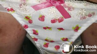 It ready to put on the whit one on the pink one.Two panty waer together !!!