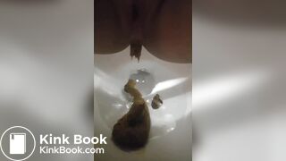 Korean Girl Pooping - video 4