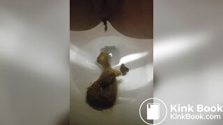 Korean Girl Pooping - video 4